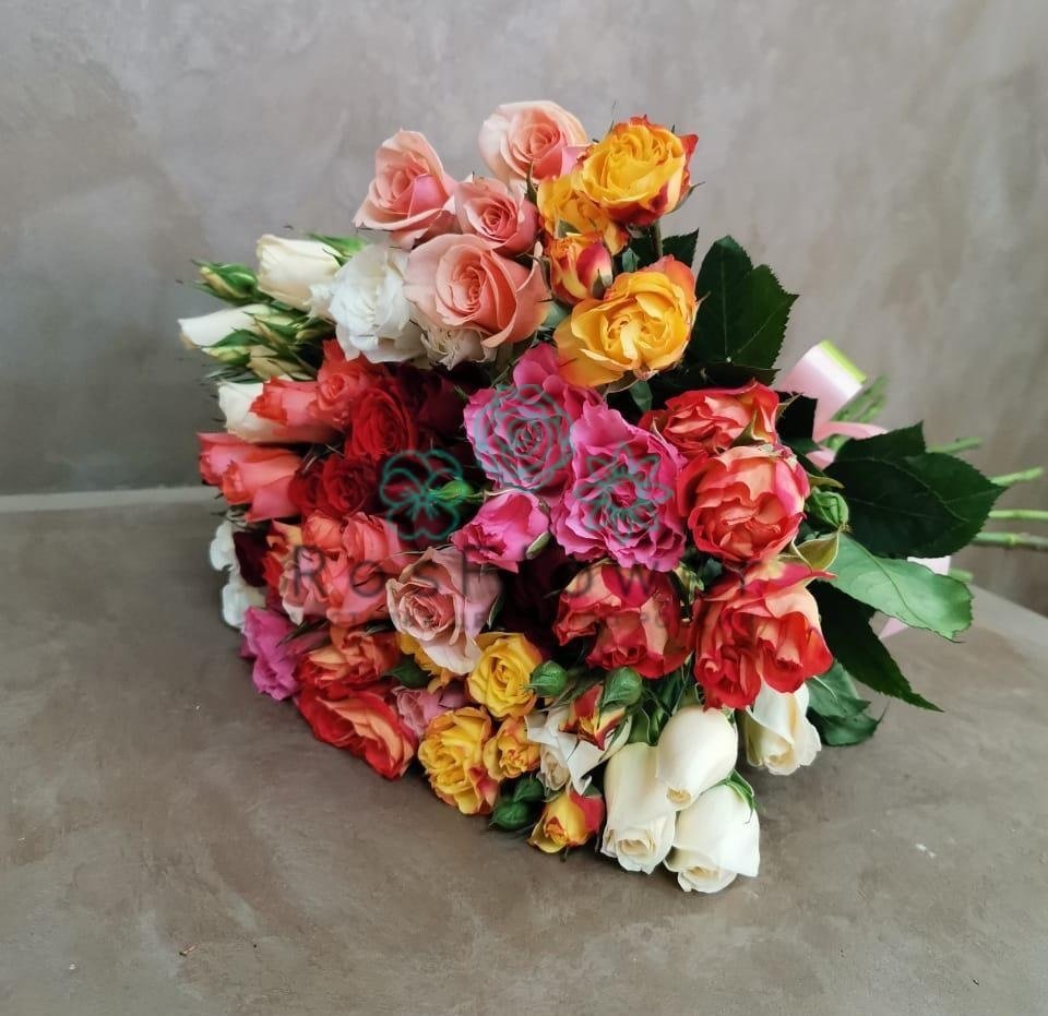 Букет цветов из: Розы в Рогатой Балке