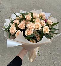 Букет Кремовые розы Латте в Рогатой Балке