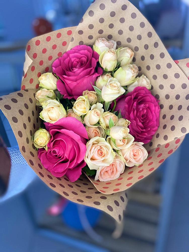 Букет цветов из: Розы в Рогатой Балке