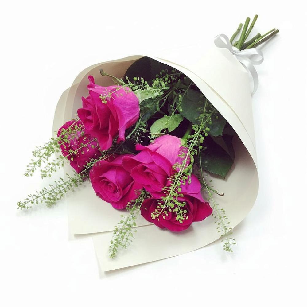 Букет цветов из: Розы в Рогатой Балке