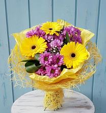 Букет цветов из:  Хризантемы и Герберы в Рогатой Балке