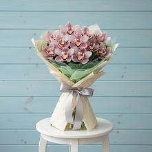 Букет цветов из:  Орхидеи и Розы в Рогатой Балке