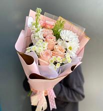 Букет цветов из:  Хризантемы и Розы в Рогатой Балке