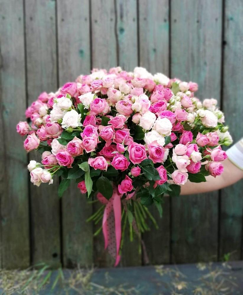Букет Розовые кустовые розы Натали и Лав Лидия в Рогатой Балке