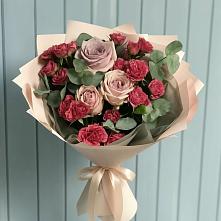 Букет цветов из:  Гвоздики и Розы в Рогатой Балке