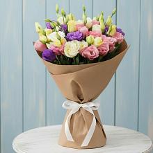 Букет цветов из:  Лизиантусы в Рогатой Балке
