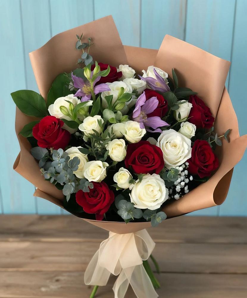 Букет цветов из: Розы и Альстромерии в Рогатой Балке