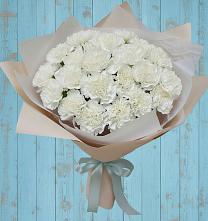 Букет цветов из:  Гвоздики в Рогатой Балке