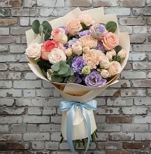 Букет цветов из:  Розы, Лизиантусы и Гвоздики #REPLACE_PRED# Рогатой Балке